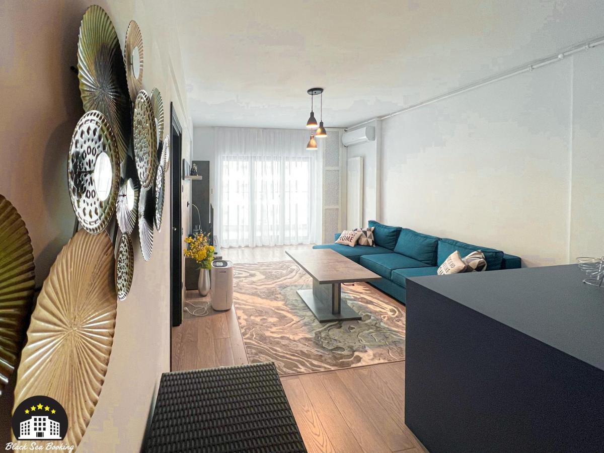 9 Rev Mamaia Exterior photo